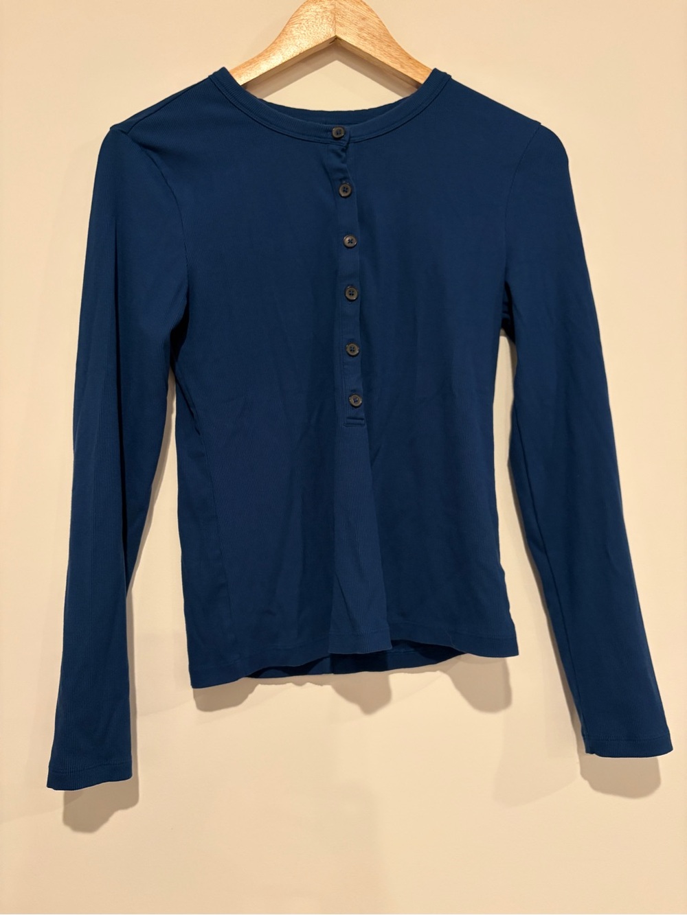 Athleta Size M Blue Signature Rib Long Sleeve Henley Top T-Shirt Button Front